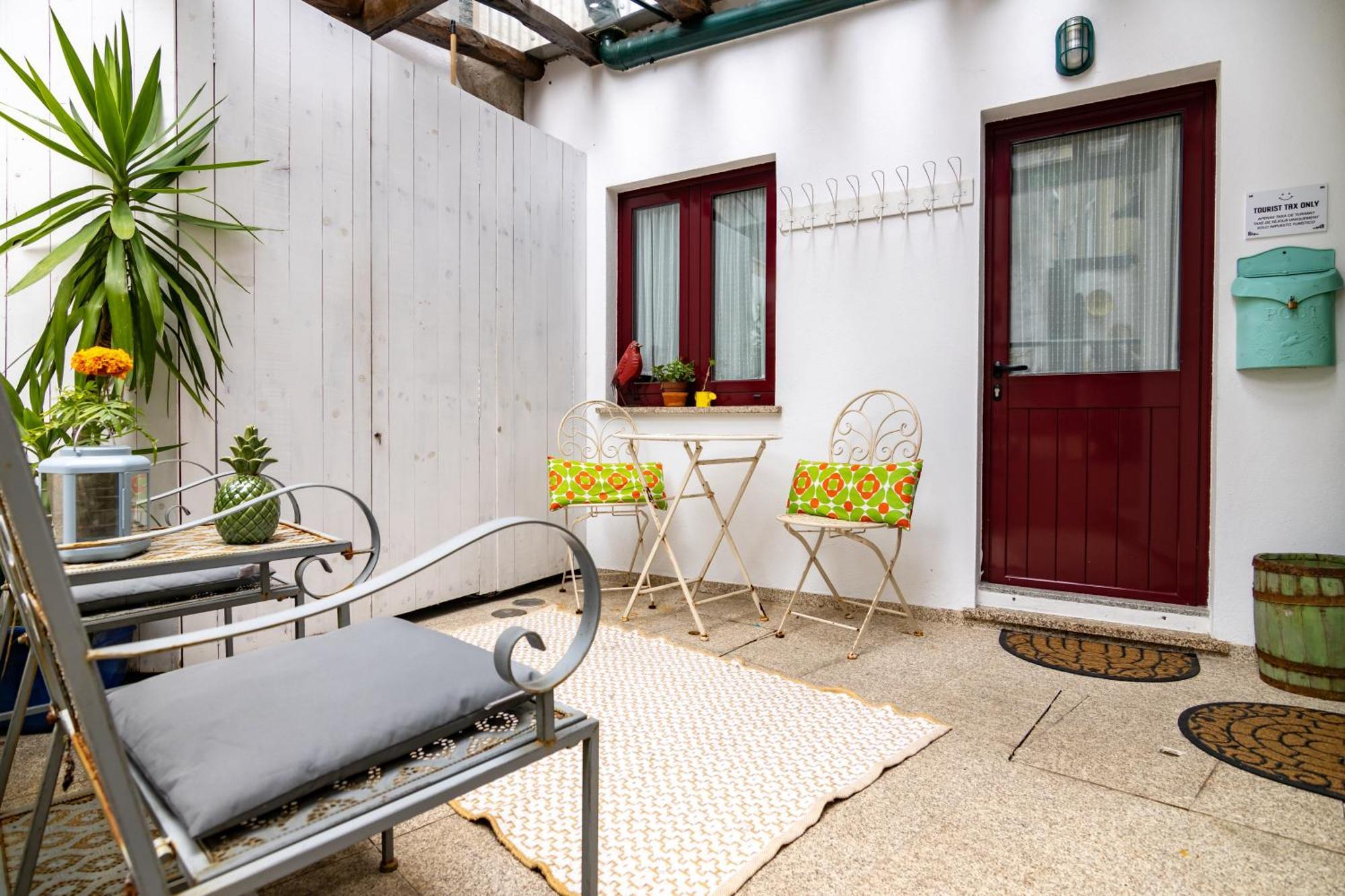 Ferienwohnung Red House 2- With Terrace Porto Exterior foto
